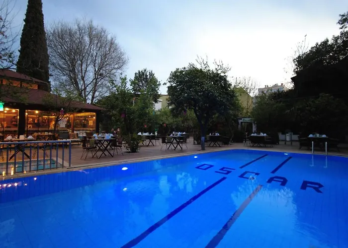 Oscar Hotel